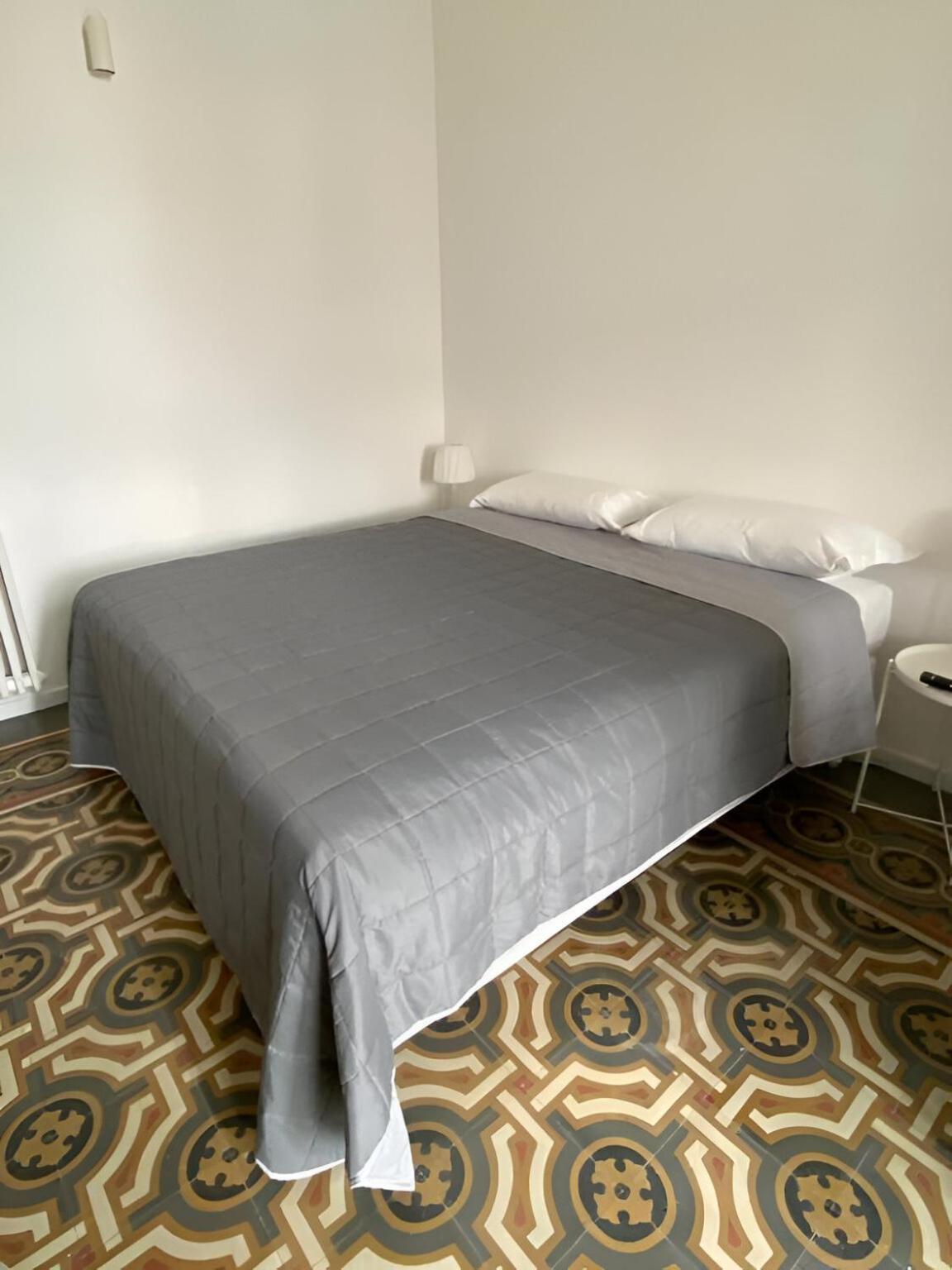 Bari Landlord 242 - Central Station Apartments エクステリア 写真